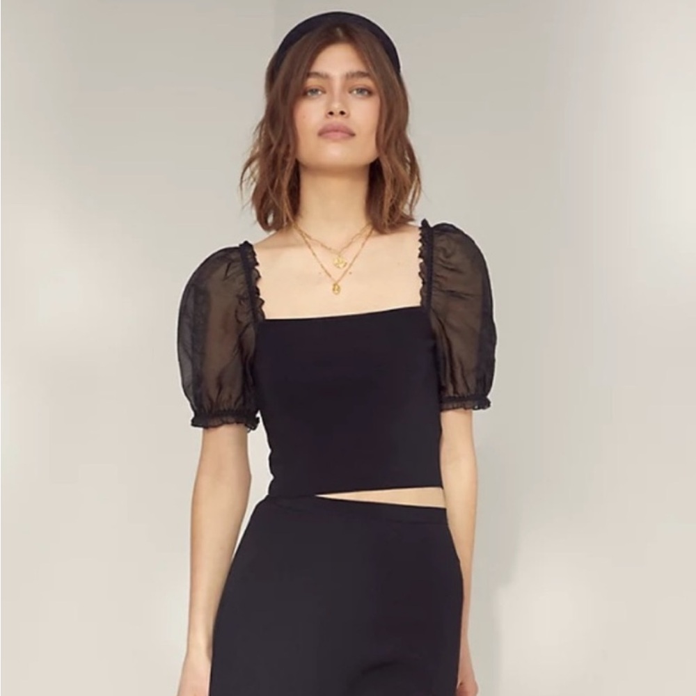 Aritzia Black Puff Sleeve Crop Blouse